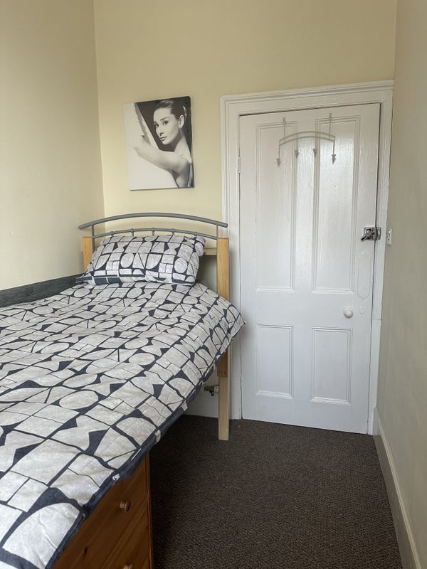 Room Bedford Avenue in South Tyneside