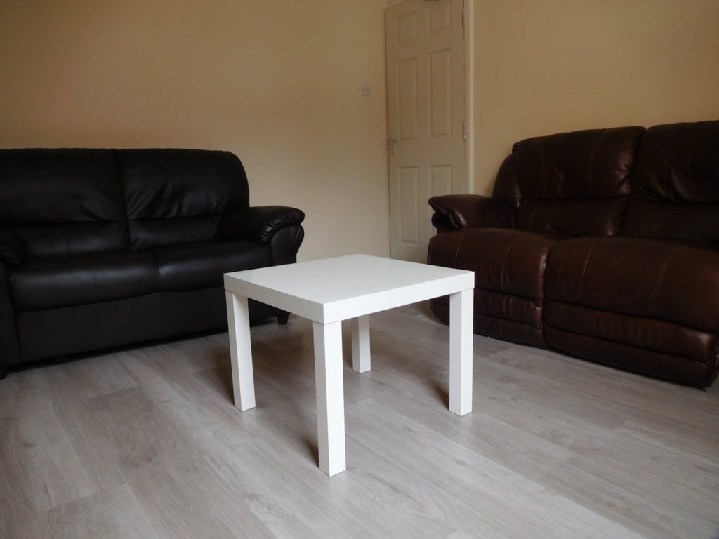 Room Kimbolton Avenue in Nottingham