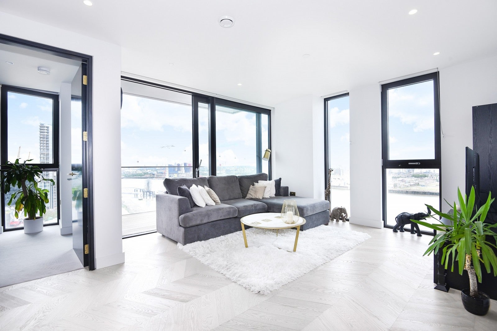 Flat Blackheath Avenue in Greater London