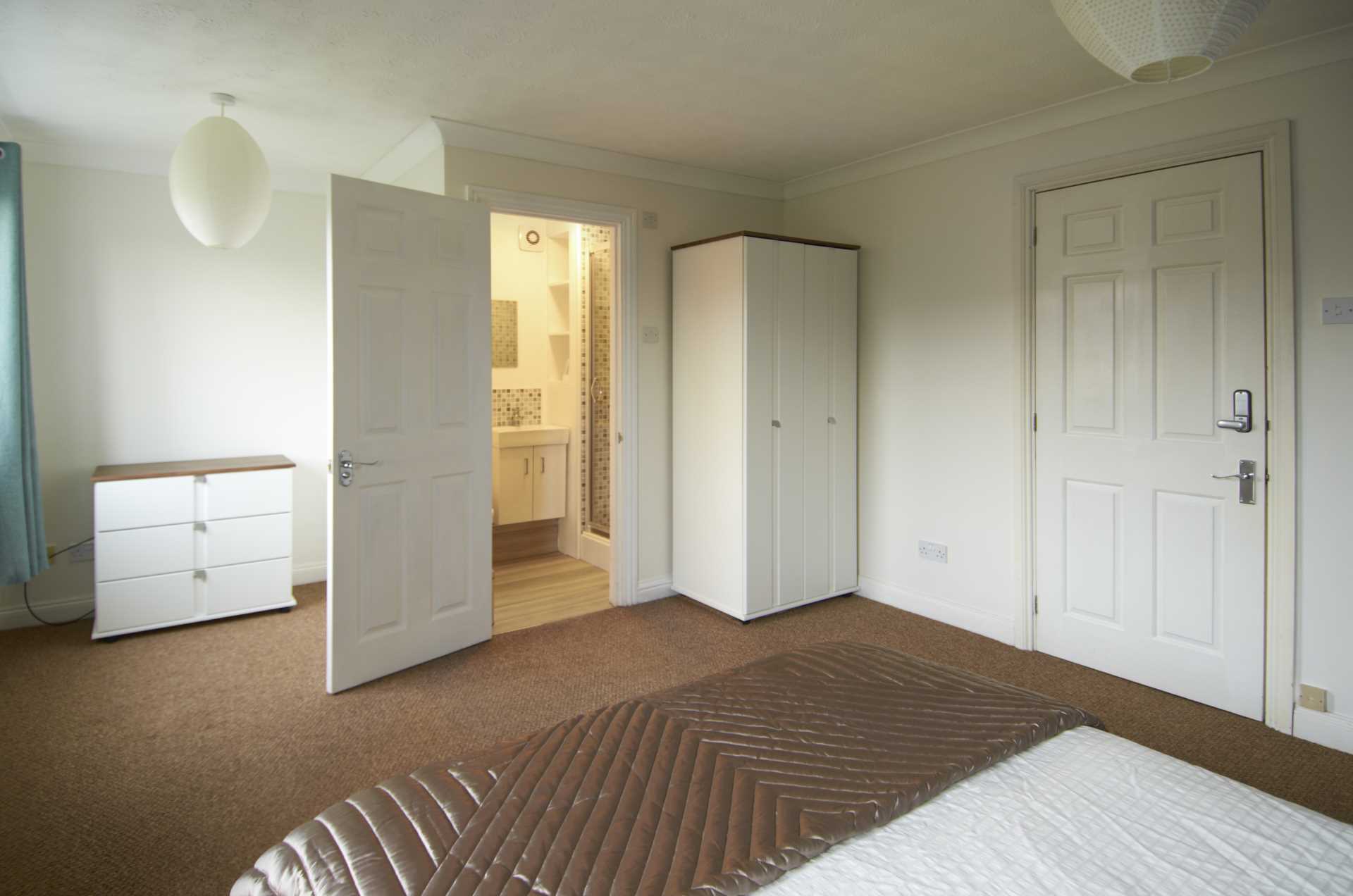 Room Cypress Gardens in Cherwell District