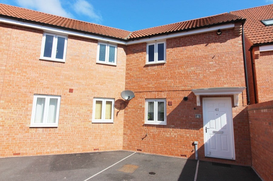 Flat Sharpham Road in Glastonbury