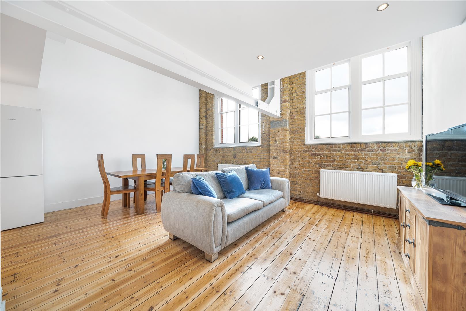 Flat York Grove in Greater London