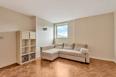 Flat Great Dover Street in Greater London