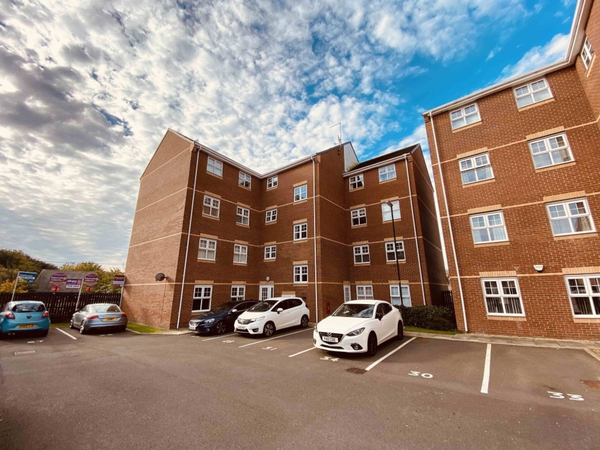 Flat Dreswick Court in Murton
