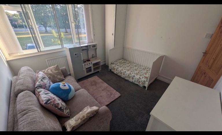 Flat Councillor Lane in Cheadle