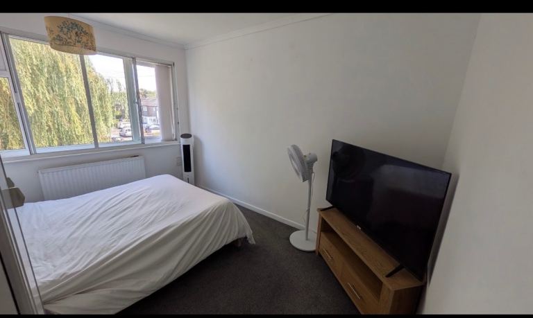 Flat Councillor Lane in Cheadle