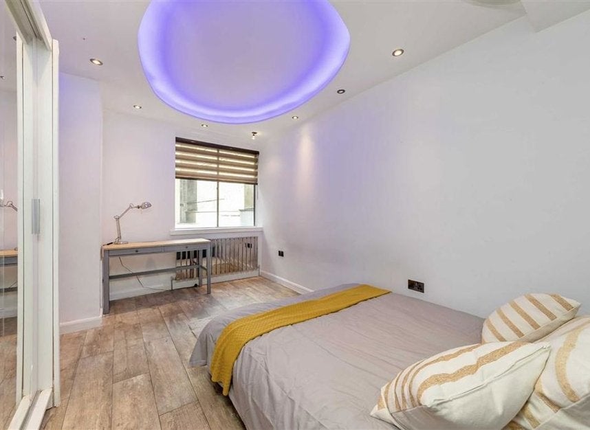 Flat Porchester Terrace in City of Westminster