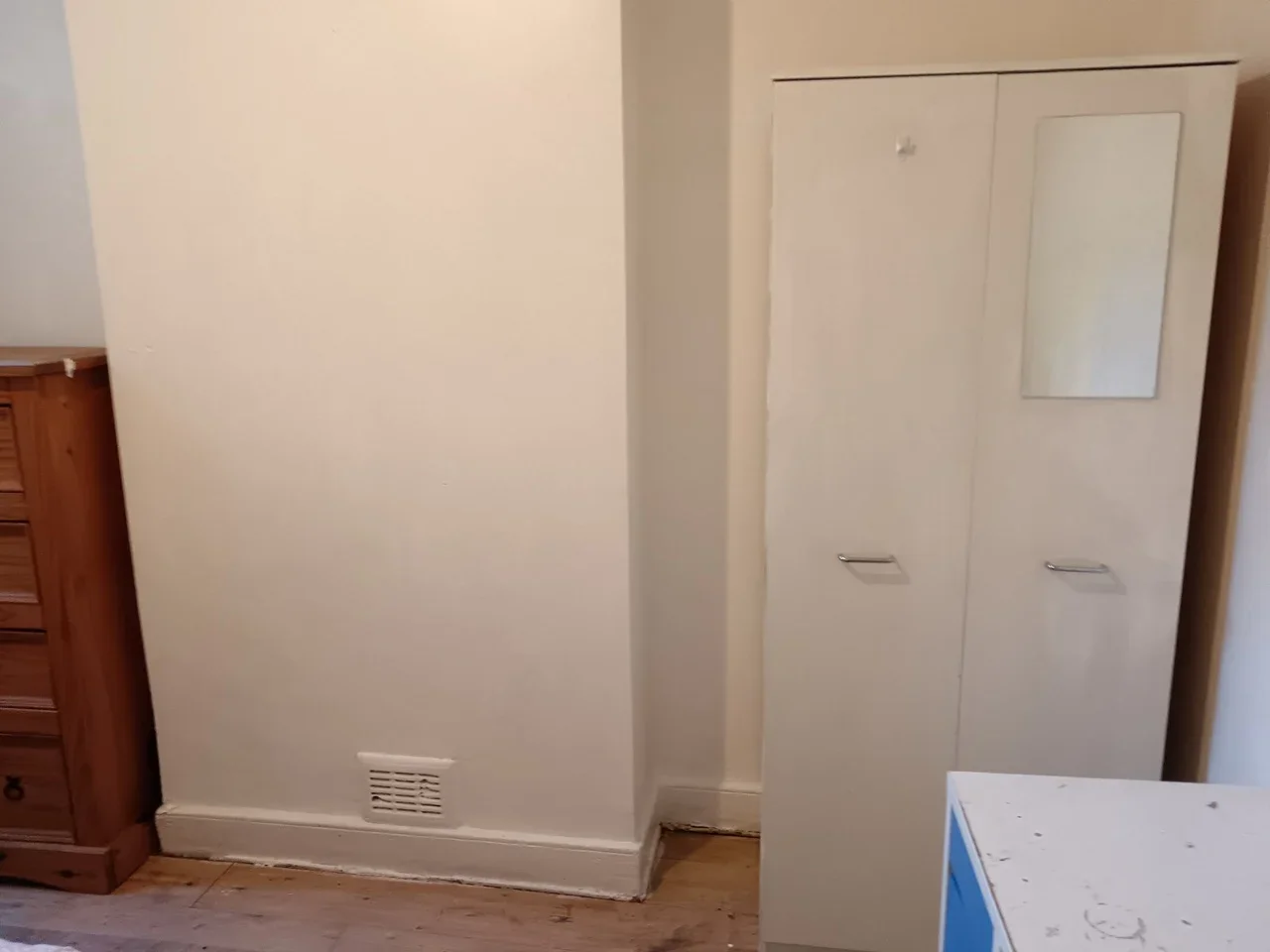 Room Green Street in Greater London