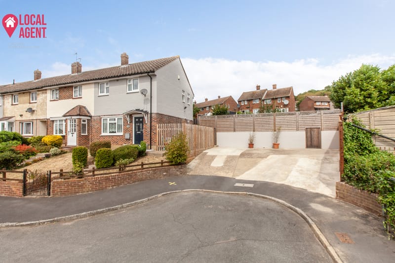 Flat Coller Crescent in Dartford