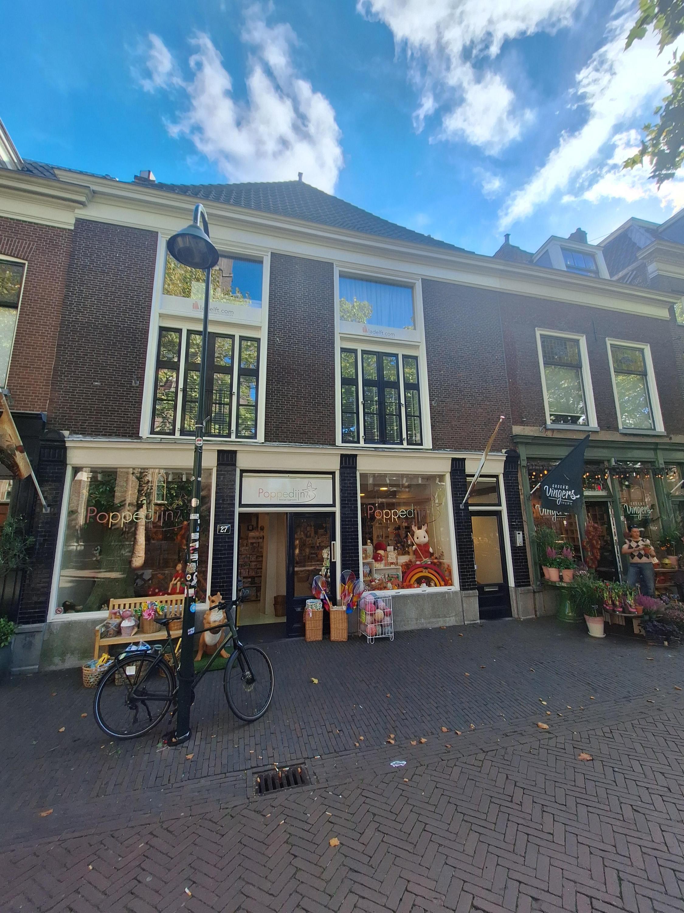 Studio te huur: Burgwal 25C, Delft