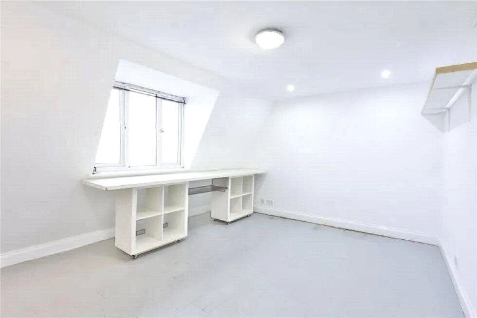 Flat Tufnell Park Road in Greater London