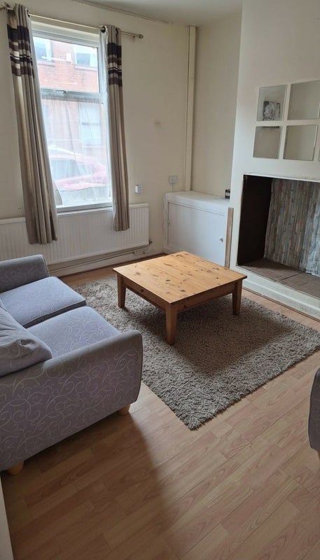 Room Spa Road in Preston