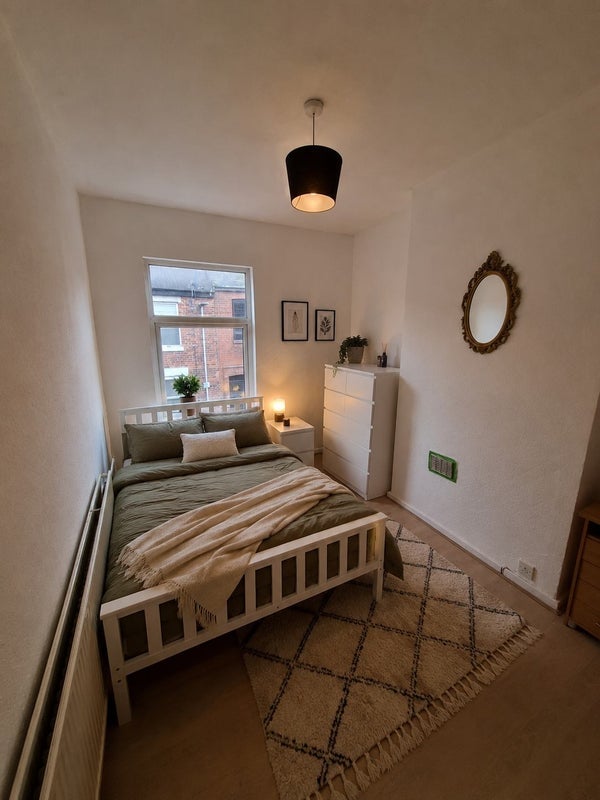 Room Spa Road in Preston
