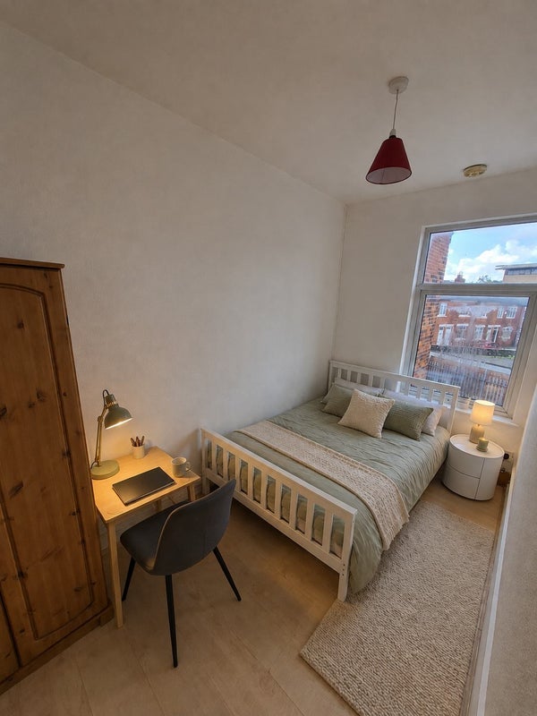 Room Spa Road in Preston