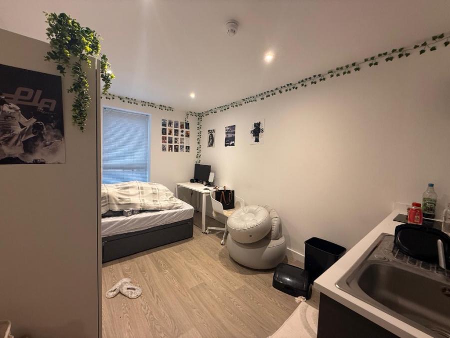 Flat Tansey Way in Newcastle-under-Lyme