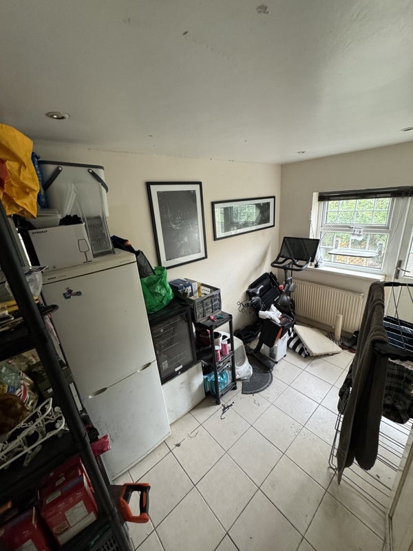 Room Essex Road in Greater London