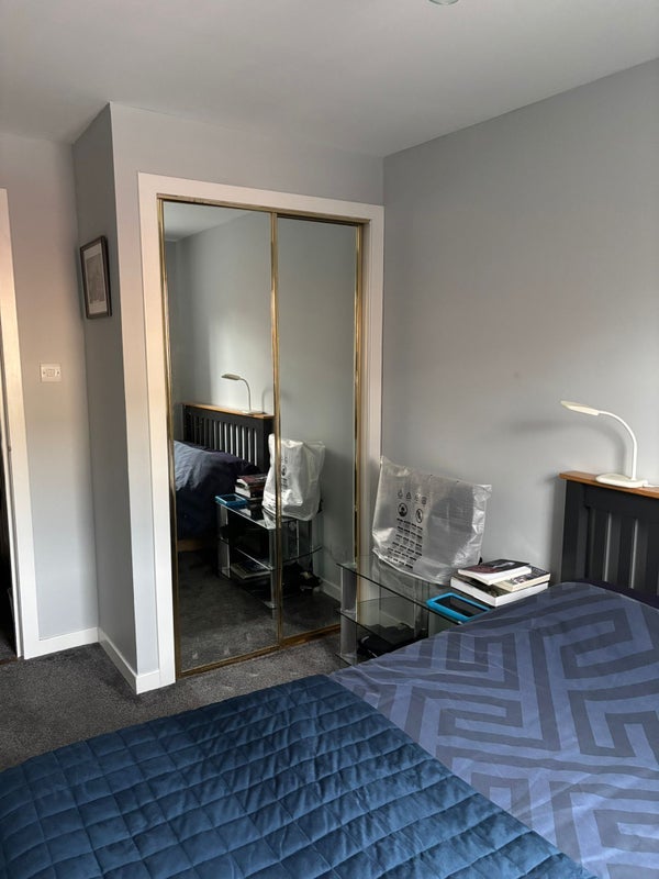 Room Apsley Street in Glasgow