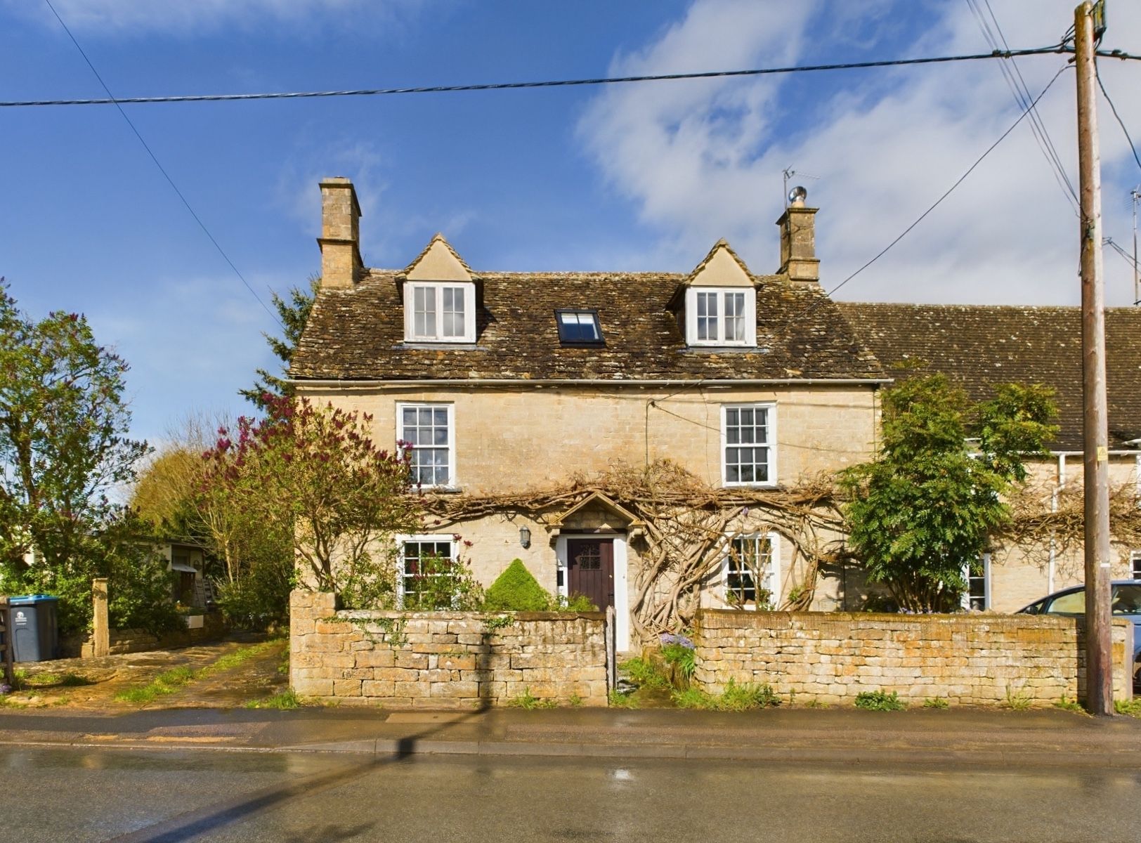 House Shipton Road in West Oxfordshire