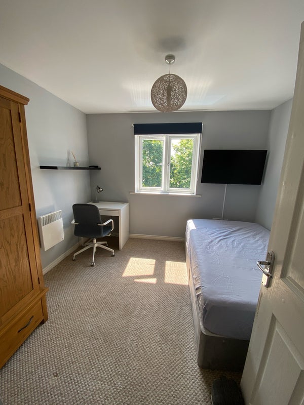 Room Hobart Close in Chelmsford