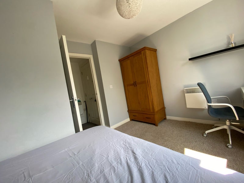 Room Hobart Close in Chelmsford