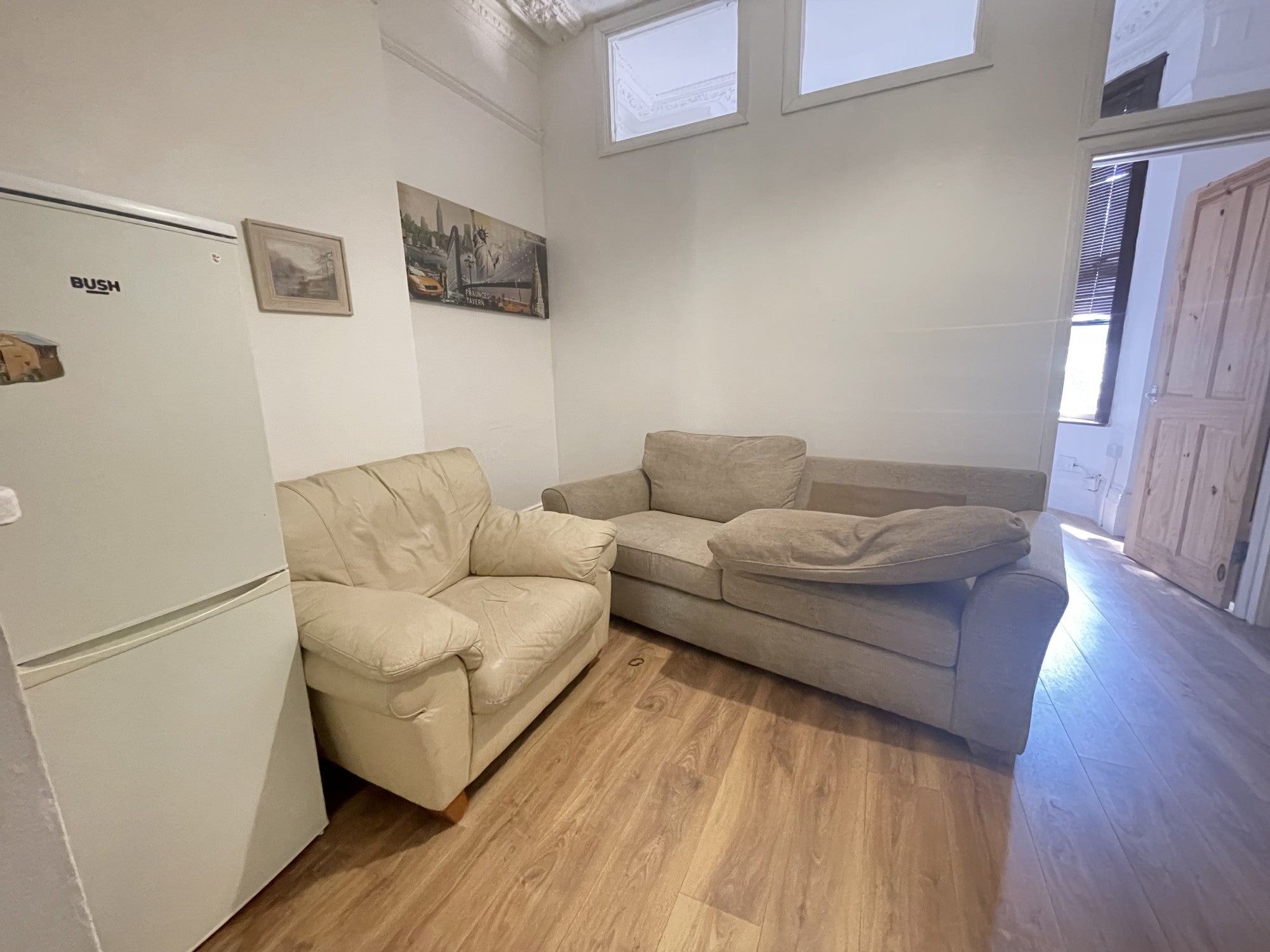 Flat Mansfield Road in Greater London