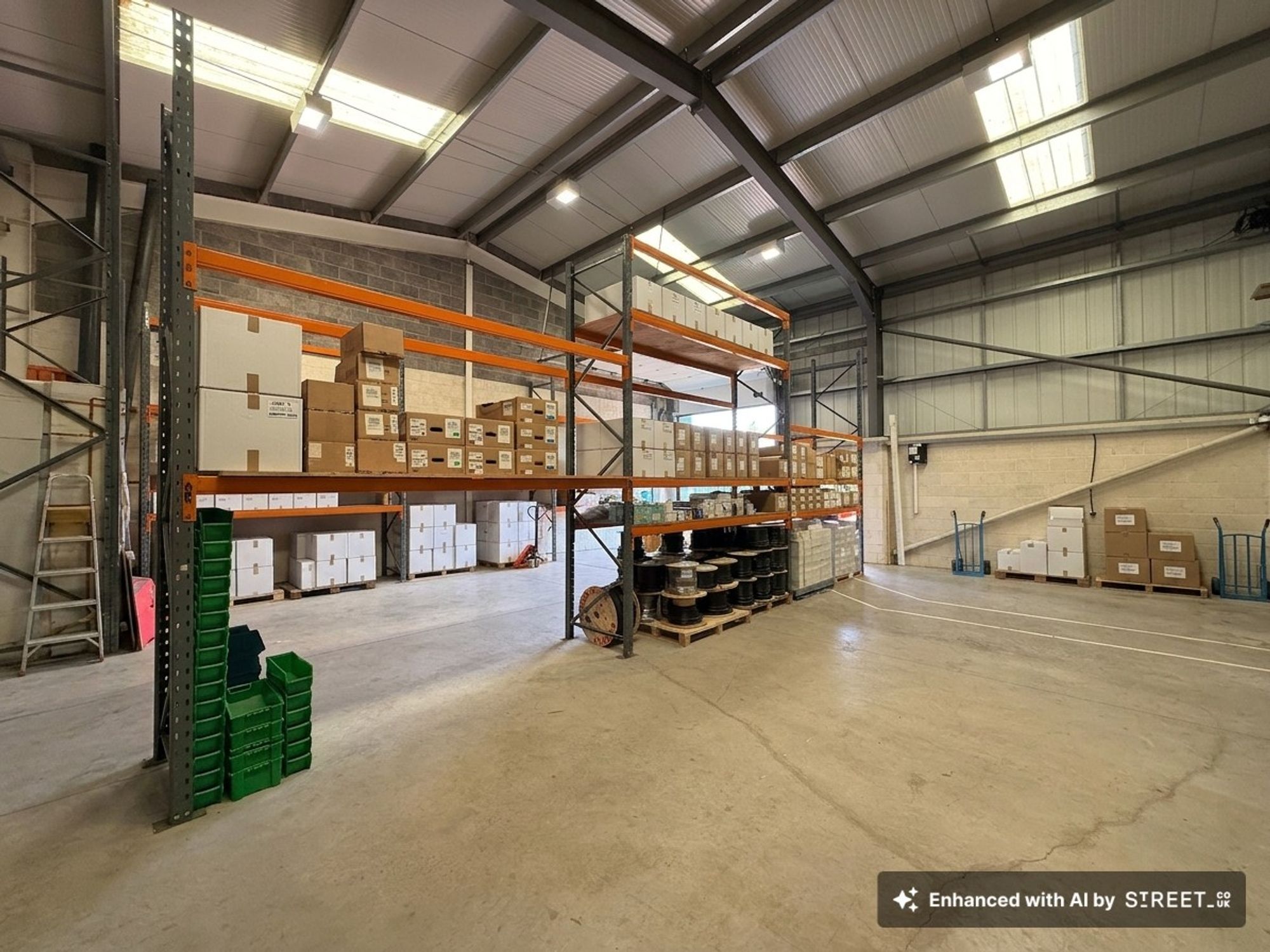Flat Griffin Close in Staveley