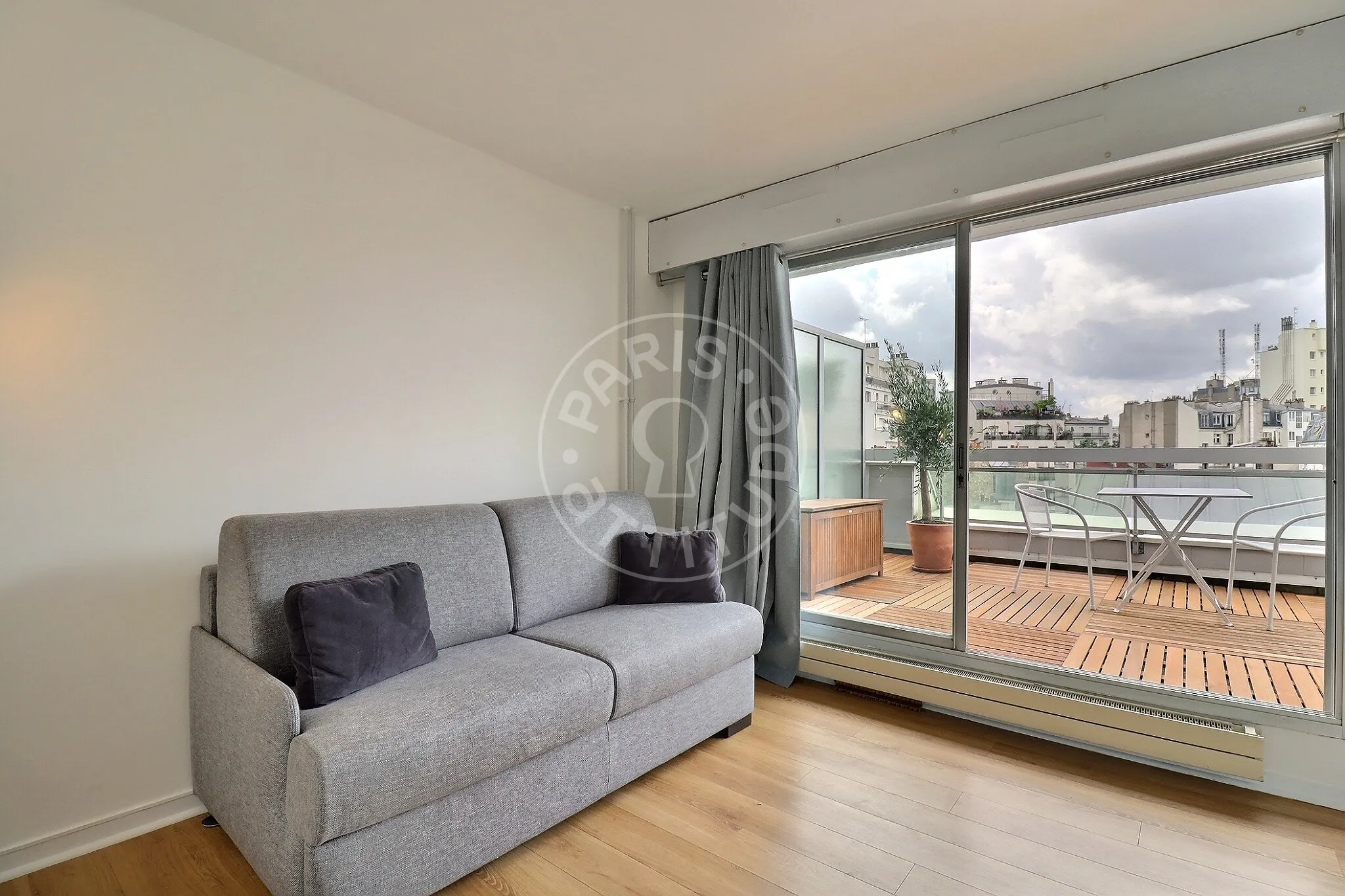 Appartement Rue Deparcieux à Paris