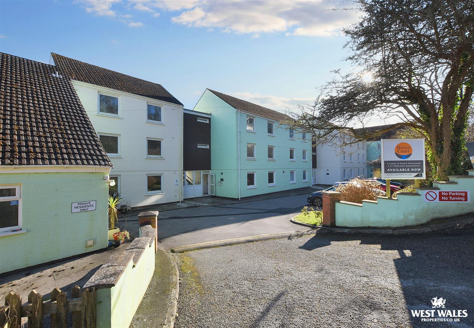 Flat Haven Court in Little Haven