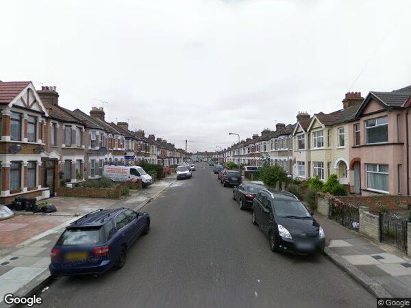 Flat Westwood Road in Greater London
