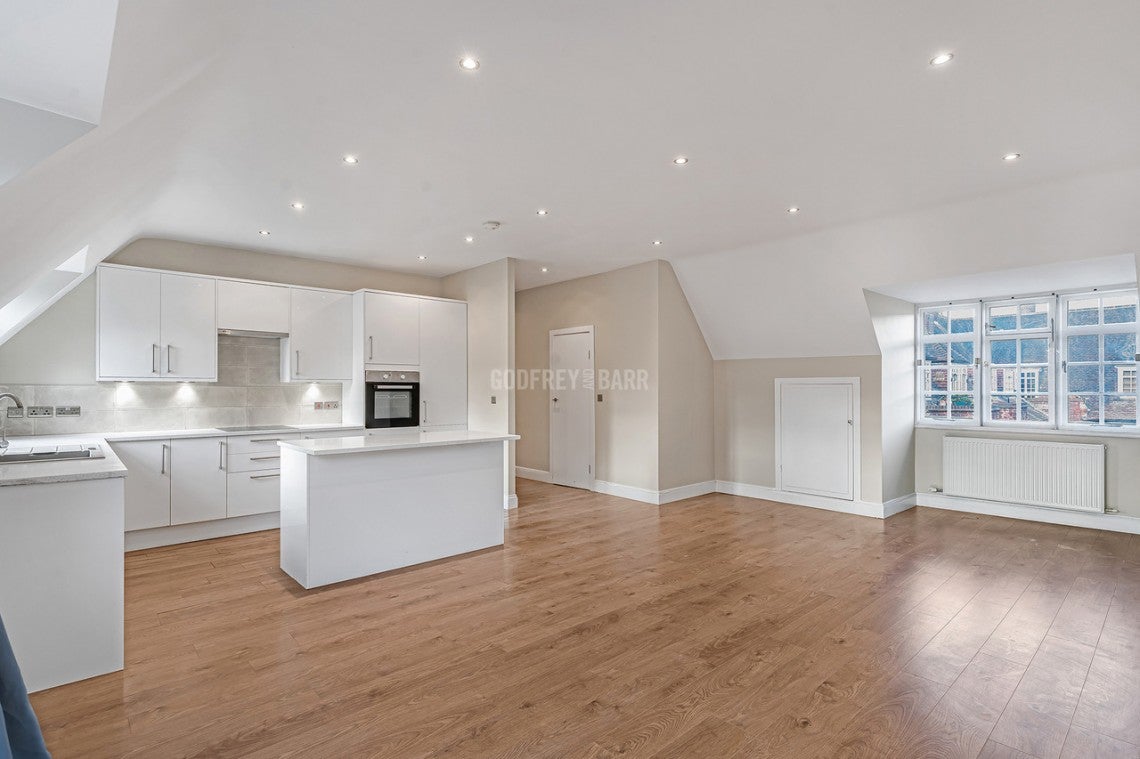 Flat Meadway Court in Greater London
