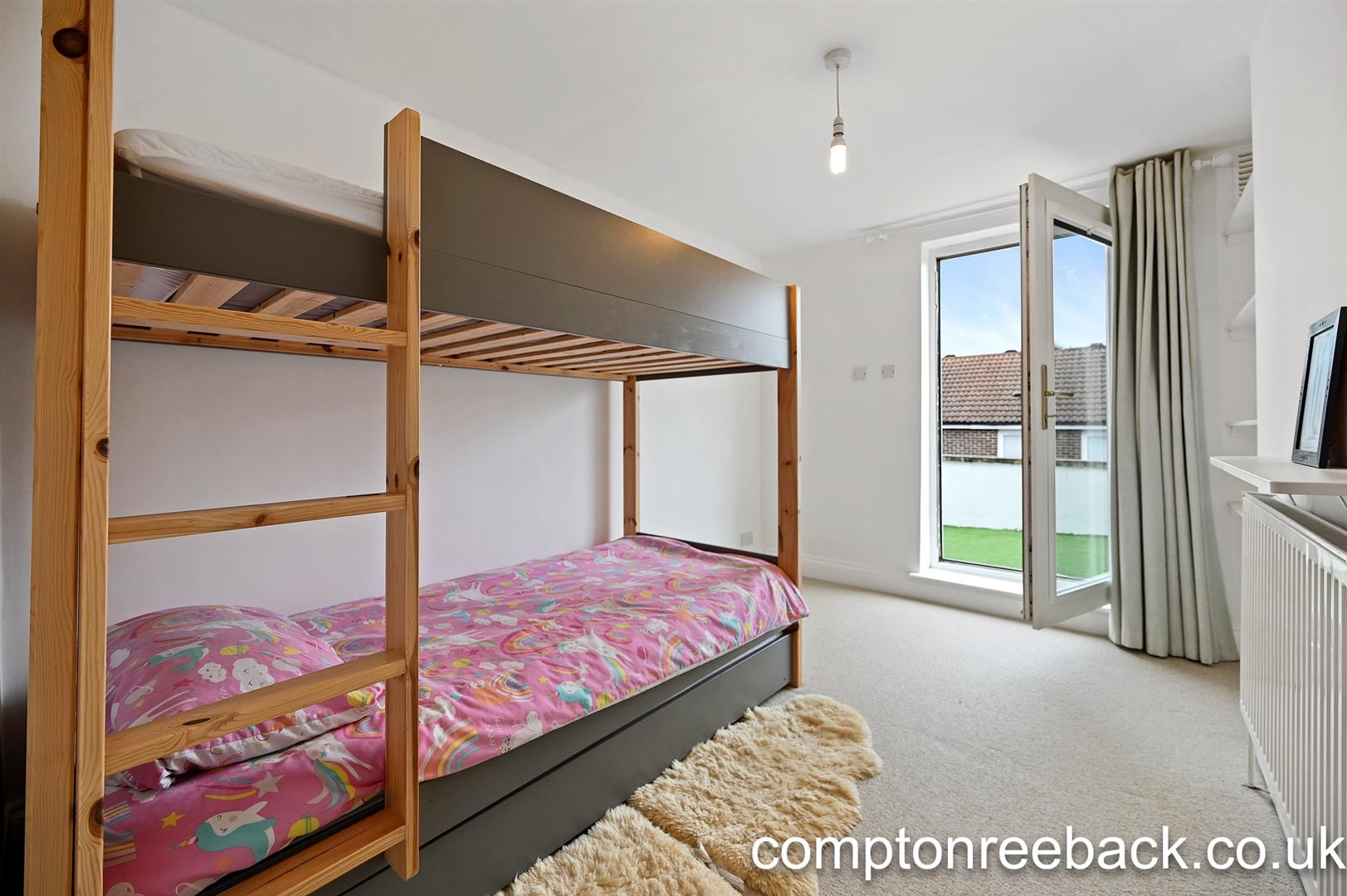 Flat Lydford Road in City of Westminster