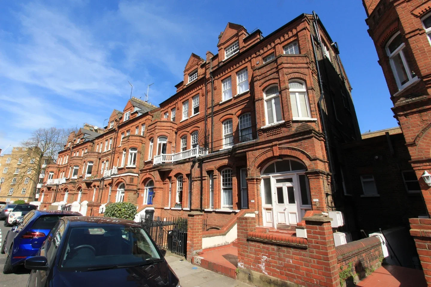 Flat Mornington Avenue in Greater London