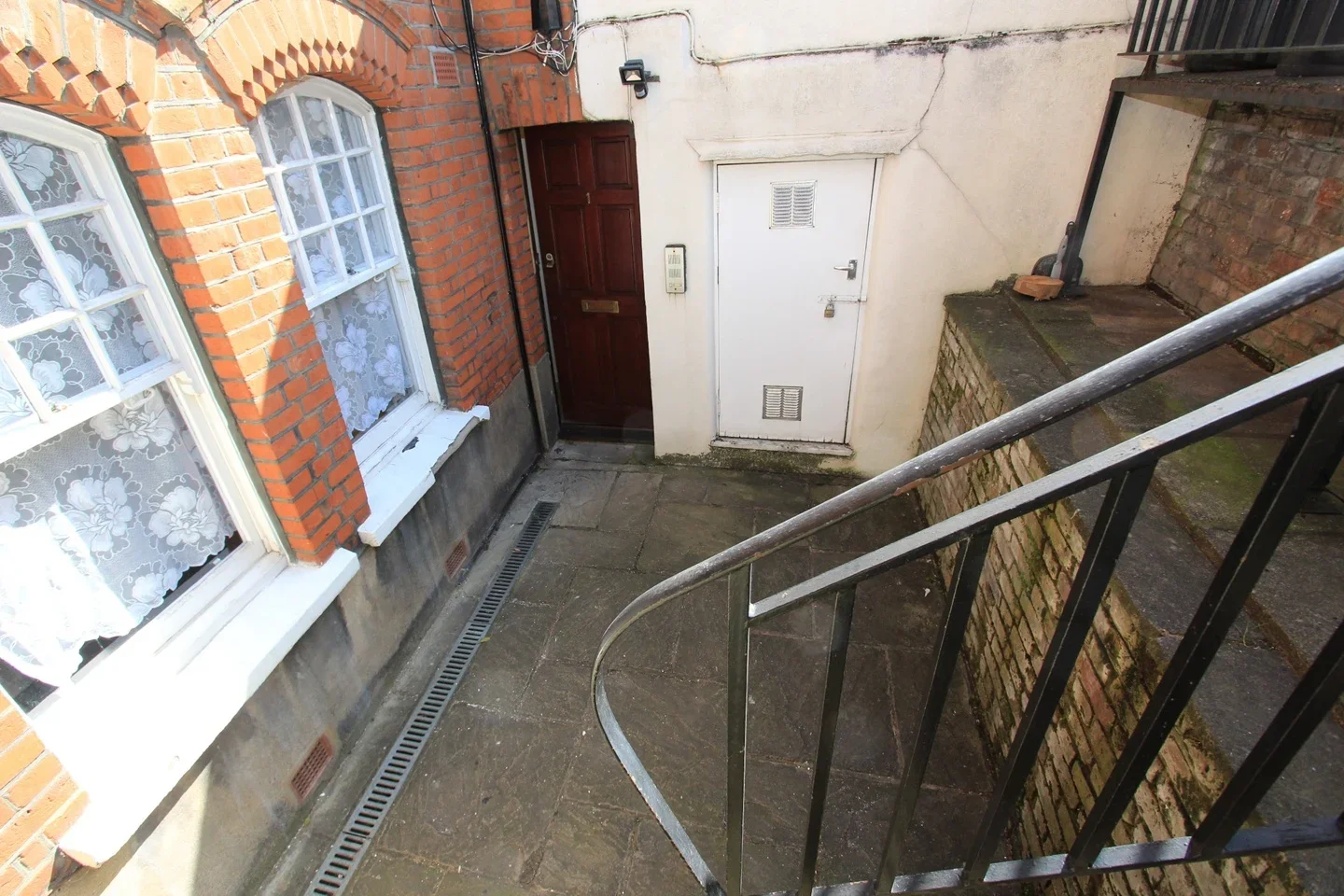 Flat Mornington Avenue in Greater London