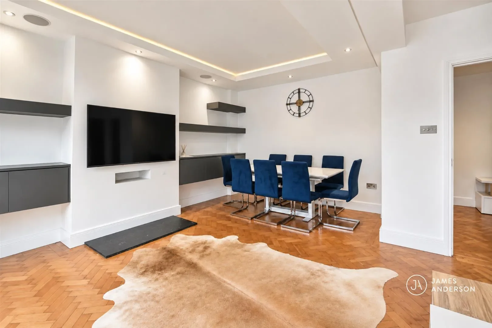 Flat Dryburgh Road in Greater London