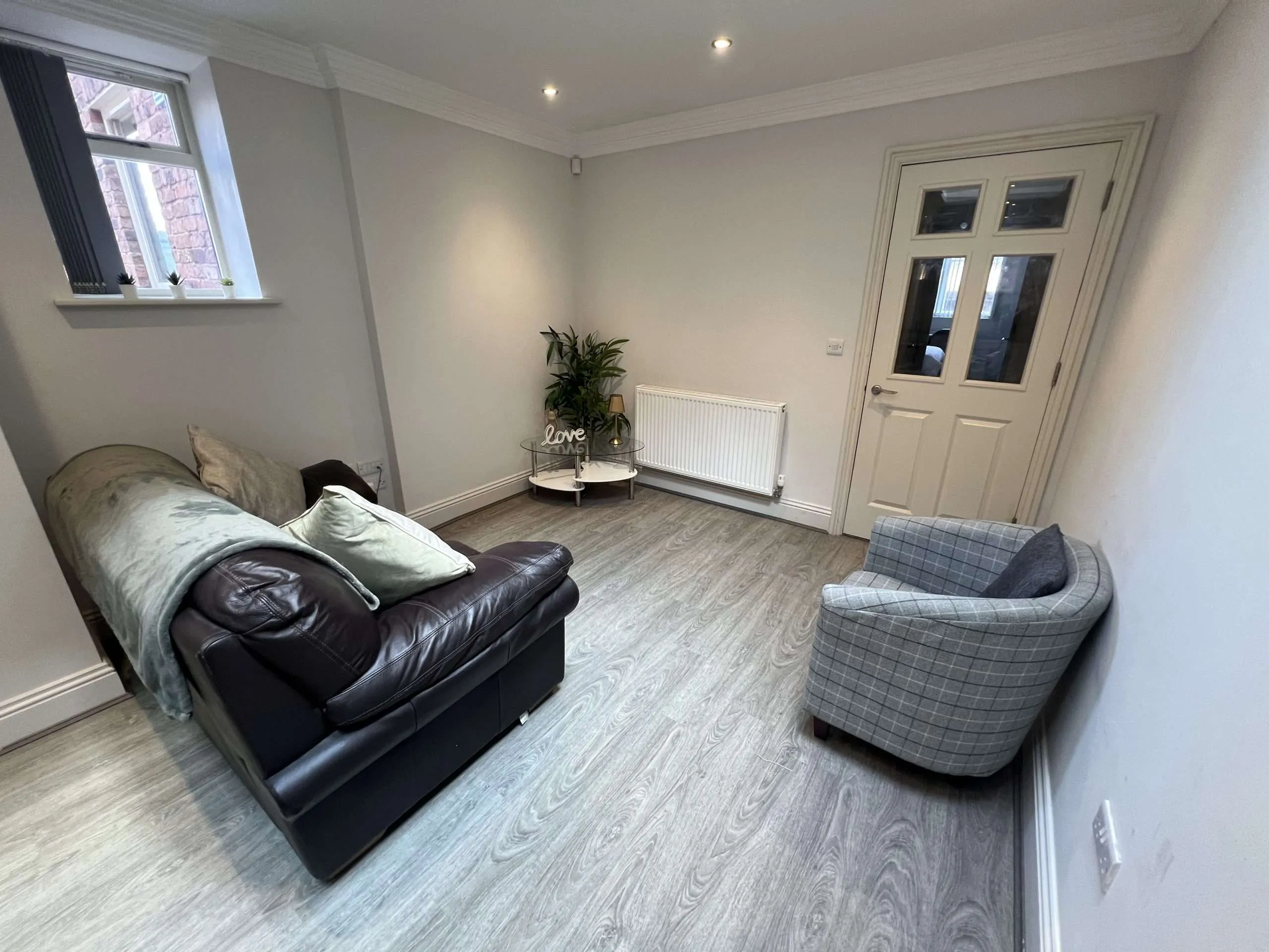 Flat Saint James Row in Sheffield