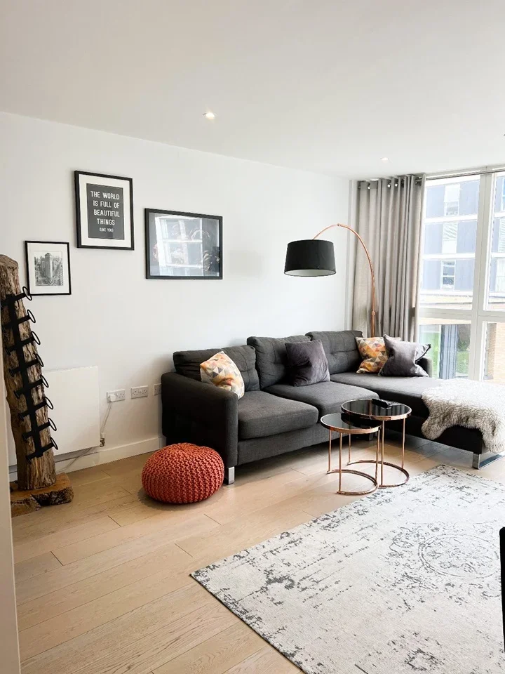 Flat Sherman Walk in Greater London