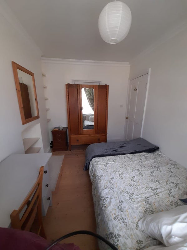 Room Ashfield Street in Greater London