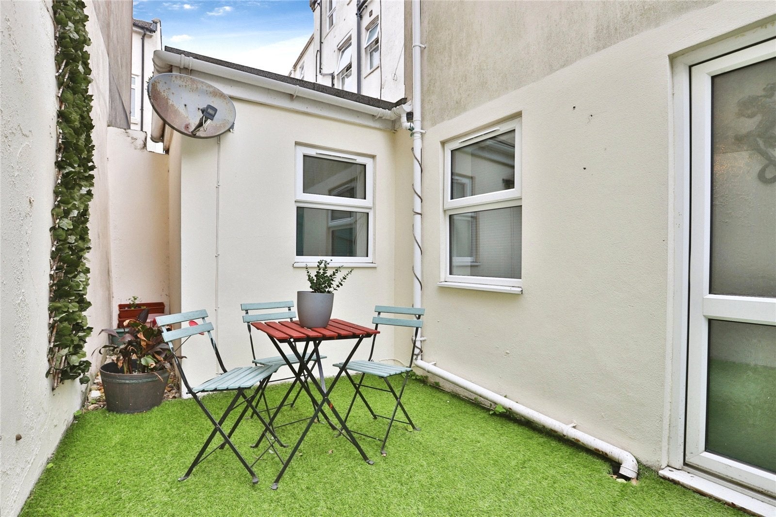 Flat Purbeck Road in Bournemouth