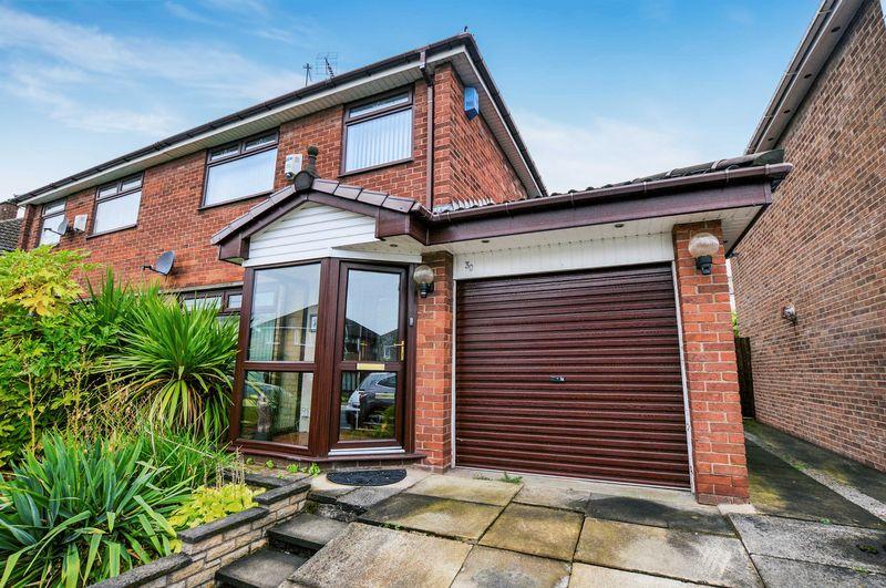 Room Windsor Drive in Radcliffe