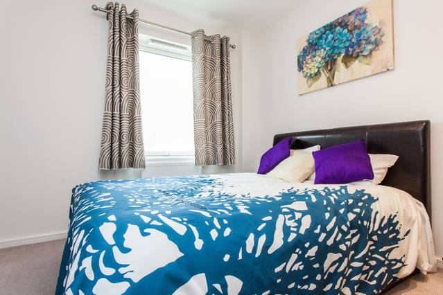 Room St Paul's Way in Greater London