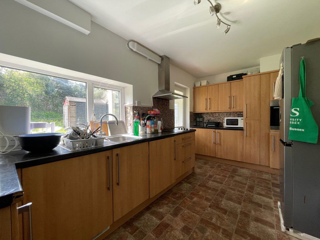 Room Southall Avenue in Brighton
