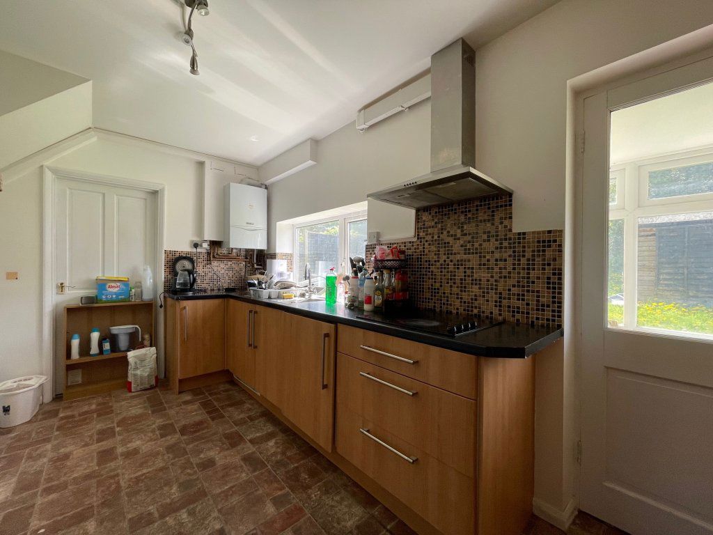 Room Southall Avenue in Brighton