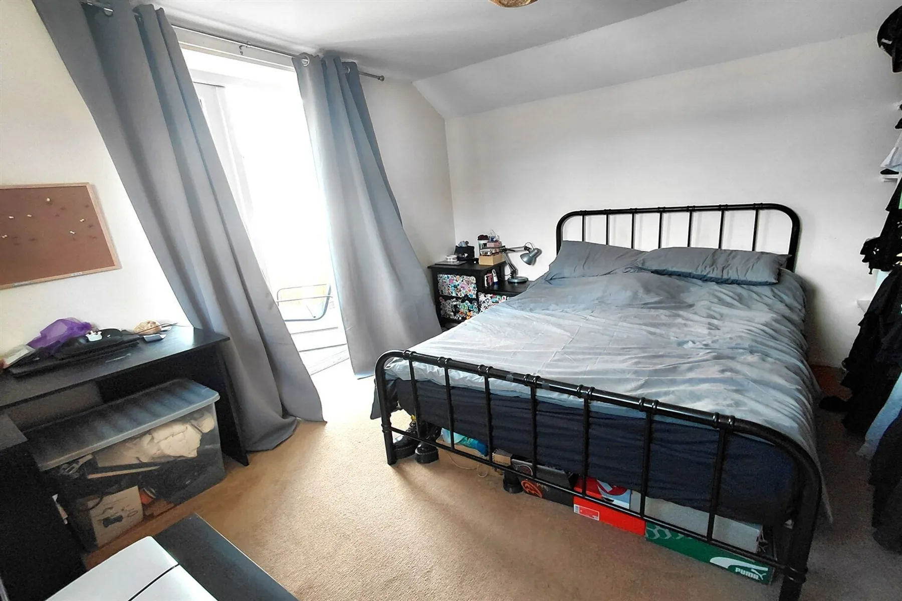 Flat Amwell End in East Hertfordshire