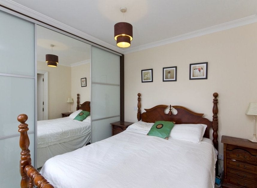 Flat Minories in City of London