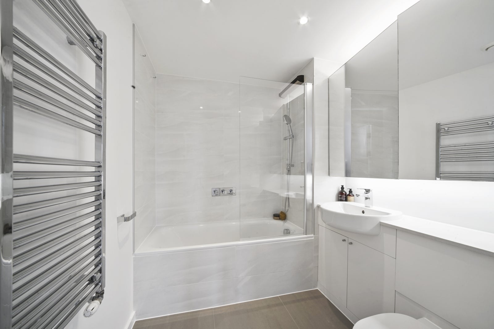 Flat Celebration Avenue in Greater London