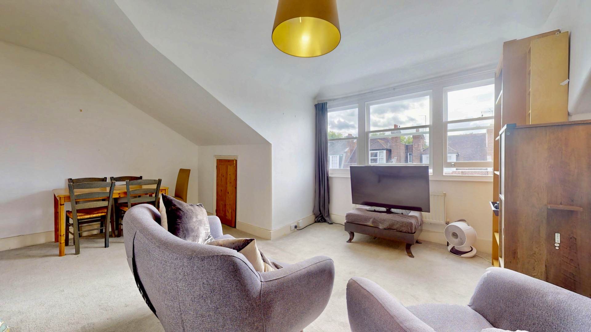Flat Talbot Road in Greater London