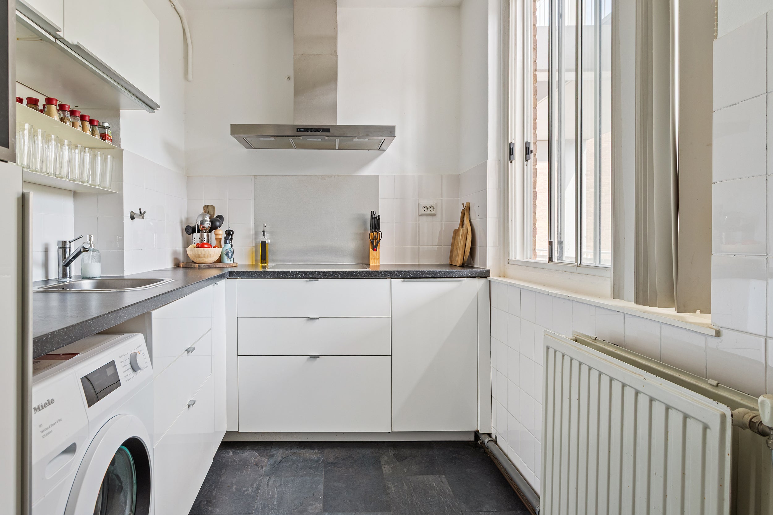Appartement te koop: Van Bijnkershoeklaan 13, Utrecht