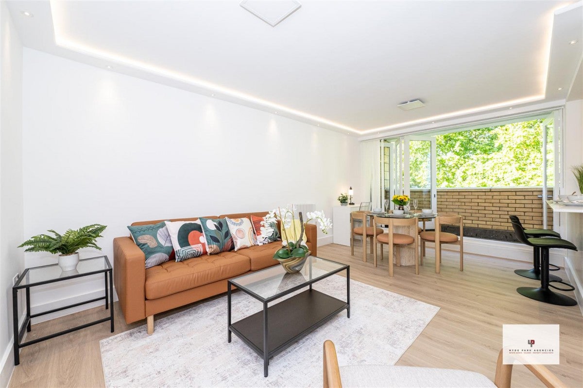 Flat Porchester Square in City of Westminster