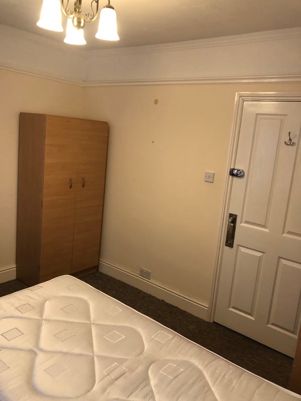 Room St Andrews Street North in West Suffolk