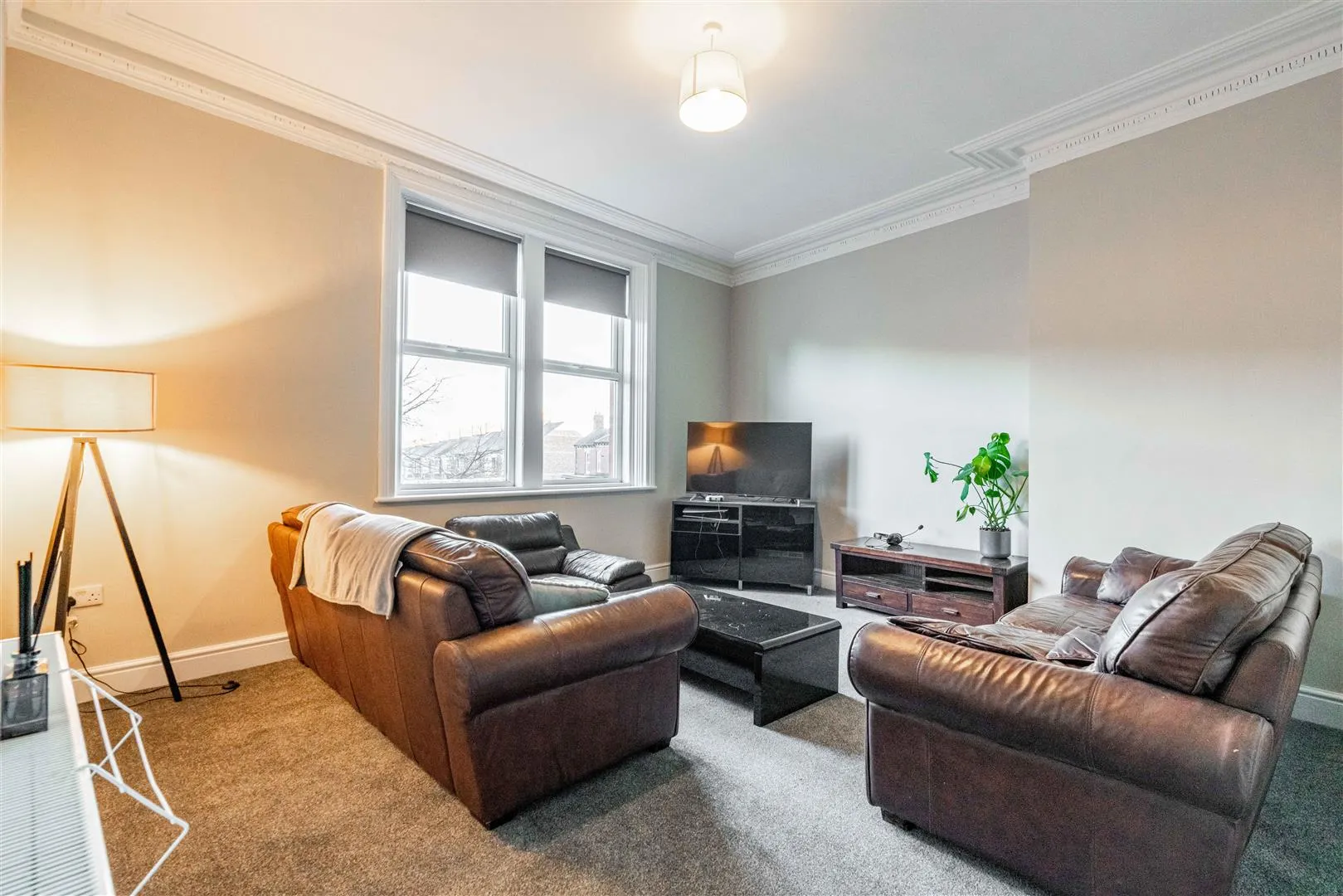 Flat Chillingham Road in Newcastle upon Tyne